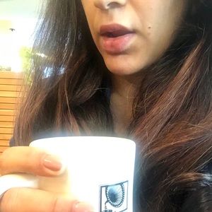 Meet your Posher, Dee